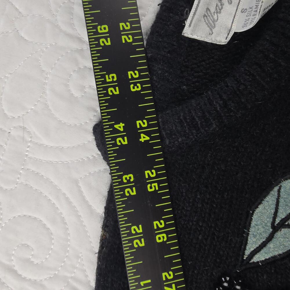 Vintage 80s/90's Silk/Angora Blend Black Beaded Leaf Pullover Sweater Size Small - Picture 8 of 8